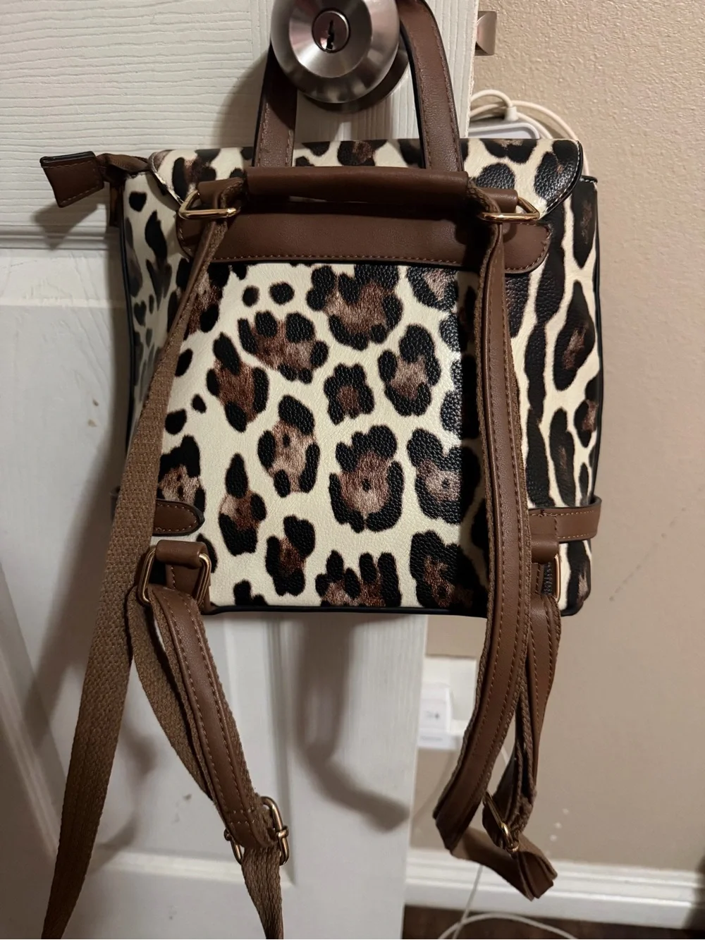 Leopard Print Women’s Backpack - Brown & Black